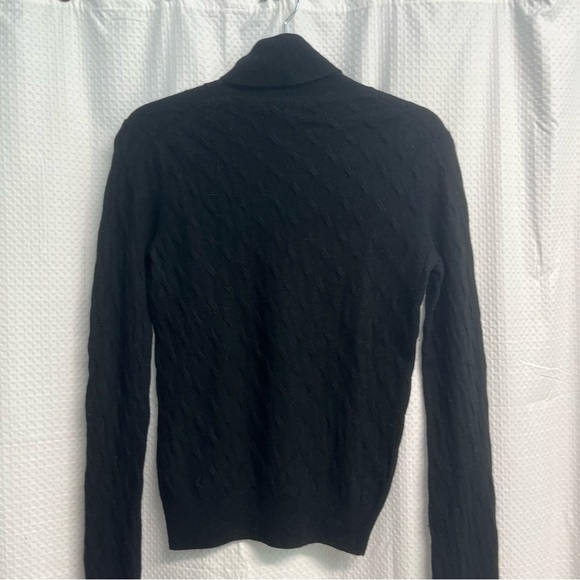 Madison Studio Black Cashmere Cable Knit Turtleneck Sweater Small Preppy - Picture 8 of 9